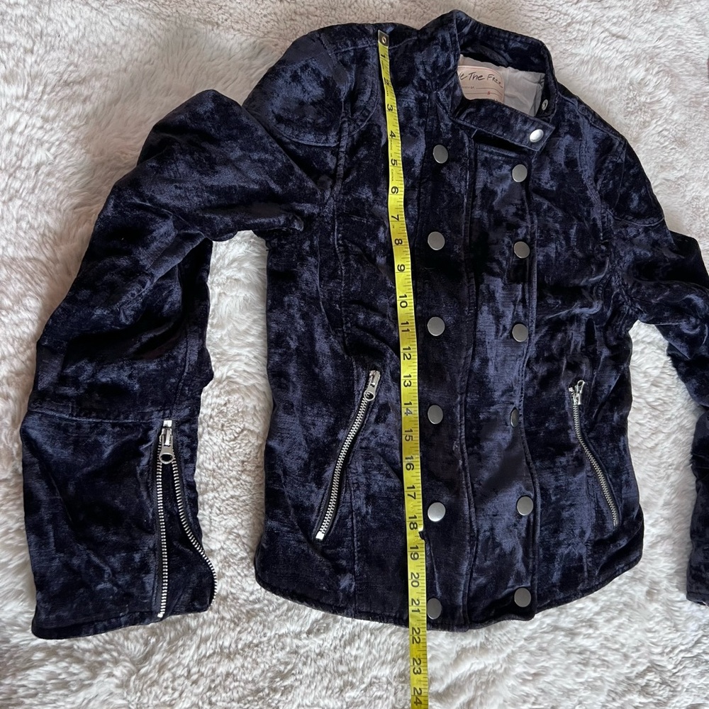 Free people duck till dawn velvet jacket size S. - Picture 14 of 16